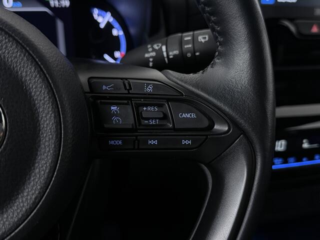 Toyota YARIS Cross 1.5 Hybrid Launch Edition | Navigatie | Leder | JBL | BLS | PDC |