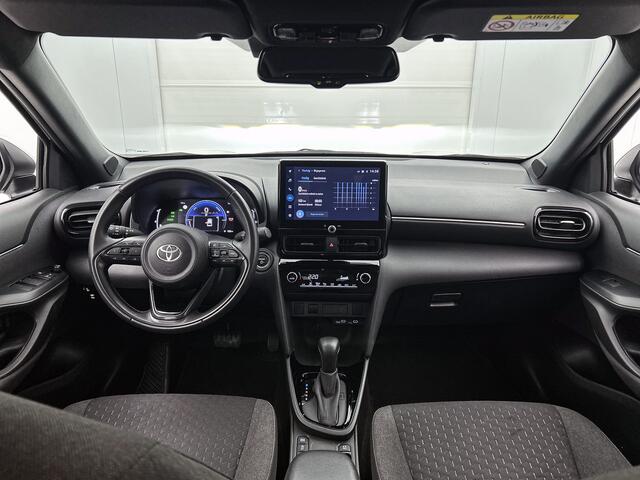Toyota YARIS Cross 1.5 Hybrid 115 First Edition | BTW Voertuig | Apple CarPlay/Android Auto | Adaptive Cruise Control | Climate control | Camera | Keyless Entry/start | Onderweg-Naar-Dealer