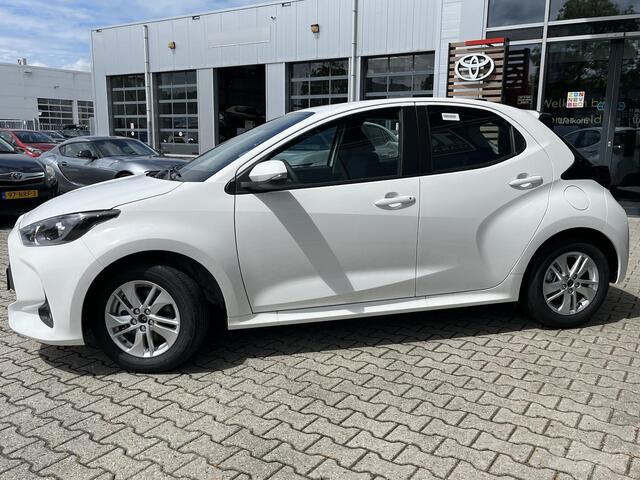 Toyota YARIS 1.5 Hybrid 115 Active NIEUW VAN ¤ 28769,- VOOR ¤ 25250,-