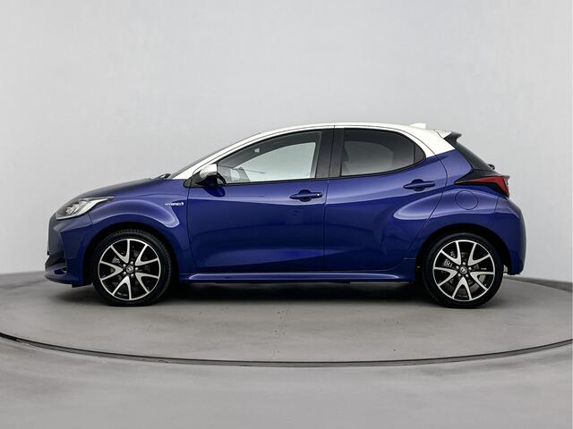 Toyota YARIS 1.5 Hybrid Executive Limited | Stoelverwarming | PDC | Leder |