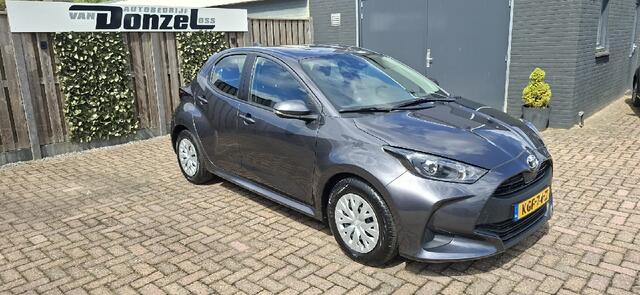 Toyota YARIS 1.0 VVT-i 64100 km , CAMERA , appel carplay