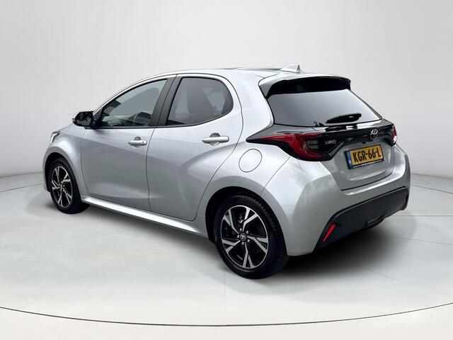 Toyota YARIS 1.5 Hybrid 115 Dynamic **TWEEDE PINKSTERDAG GEOPEND/ STOELVERWARMING/ PARKEERSENSOREN/ STUURWIELVERWARMING**
