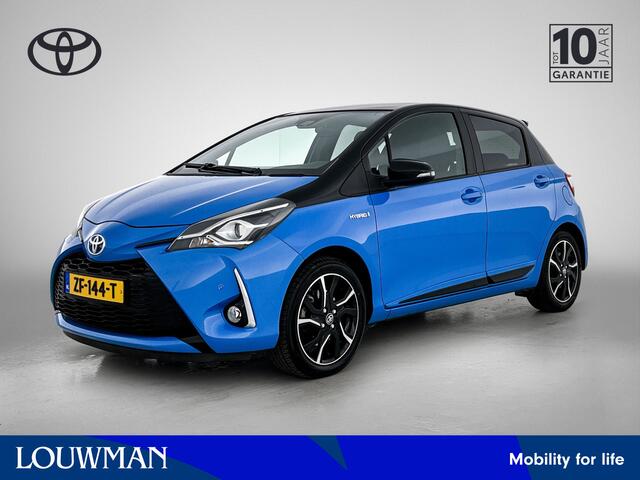 Toyota YARIS 1.5 Hybrid SkyBlue | Panoramadak | Trekhaak | Safety Pakket | LED | PDC voor en achter | Unieke Uitvoering |