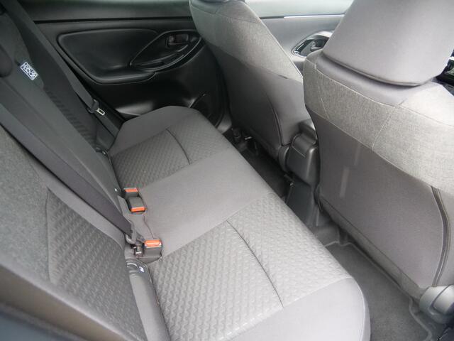 Toyota YARIS Cross 1.5 Hybrid 115 Dynamic Automaat DAB / Apple Carplay / Camera / 17 inch / Stoelverwarming