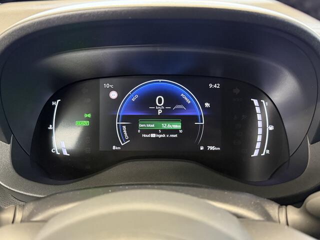 Toyota YARIS 1.5 Hybrid 115 First Edition | Cruisecontrol |