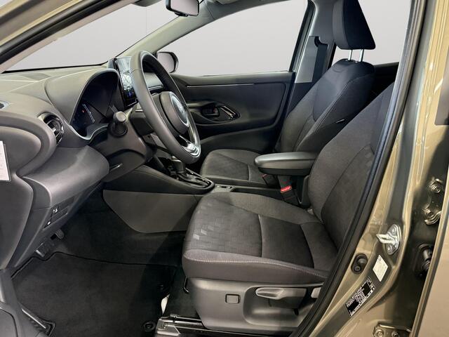 Toyota YARIS 1.5 Hybrid 115 First Edition | Cruisecontrol |