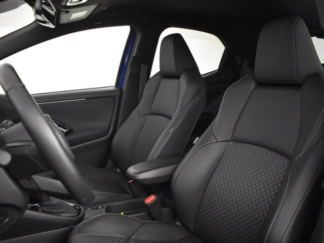 Toyota YARIS 1.5 Hybrid 130 Executive | JBL audio | Blind Spot | Halfleer