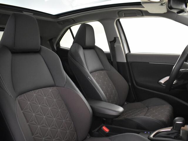 Toyota YARIS Cross 1.5 Hybrid Executive | Head-up | Panoramadak | Blindspot |