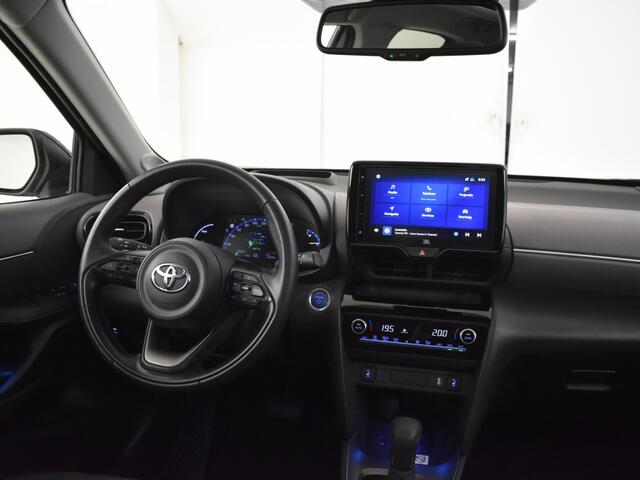 Toyota YARIS Cross 1.5 Hybrid Executive | Head-up | Panoramadak | Blindspot |