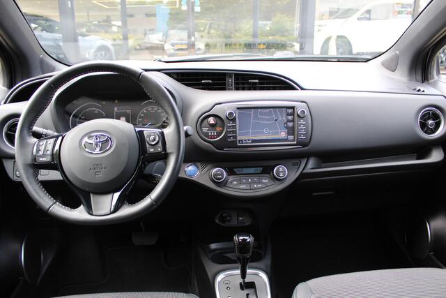 Toyota YARIS 1.5 Hybrid Energy Plus | Rijklaar | Camera | PDC | Bluetooth | Navi | Cruise | Clima