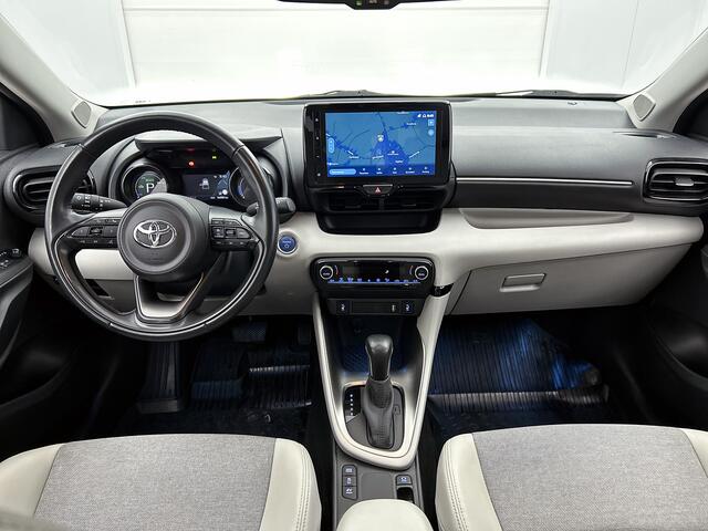 Toyota YARIS 1.5 Hybrid 115 First Edition | BTW Voertuig | Stoelverwarming | Apple CarPlay/Android Auto | Climate control | Cruise control Adaptive | Onderweg-naar-dealer