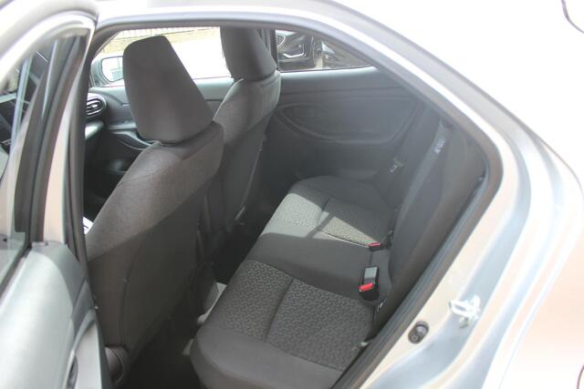 Toyota YARIS Cross 1.5 Hybrid Executive PDC|Camera|Navi/Carplay|ElekAchterklep|Winterpack|Keyless|AdaptCC