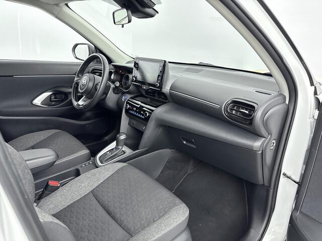 Toyota YARIS Cross 1.5 Hybrid Active Keyless Entry/Start | Parkeersensoren Voor + Achter | Climate Control **