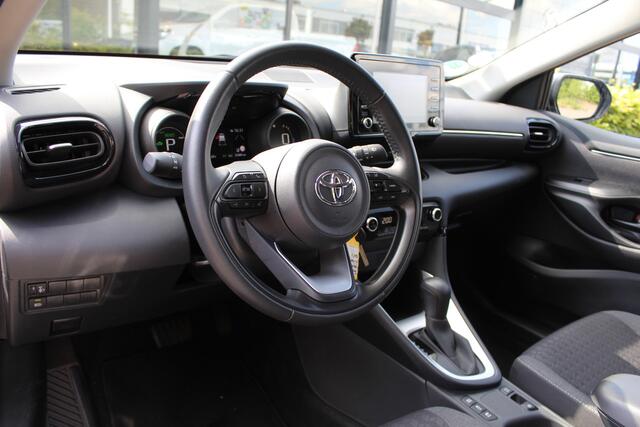 Toyota YARIS 1.5 Hybrid Dynamic | Rijklaar | Afn. Trekhaak | Camera | Apple/Android | Navi | Adap. Cruise | Clima