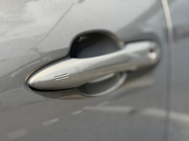 Toyota YARIS Cross 1.5 Hybrid 115 Dynamic | GEEN AFLEVERKOSTEN | Parkeersensor voor, Camera, Apple/Android