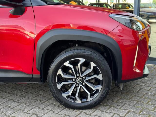 Toyota YARIS 1.5 Hybrid Dynamic - Navi - stoelverwarming - camera