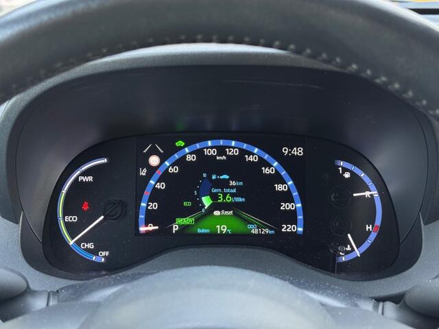 Toyota YARIS 1.5 Hybrid Dynamic - Navi - stoelverwarming - camera