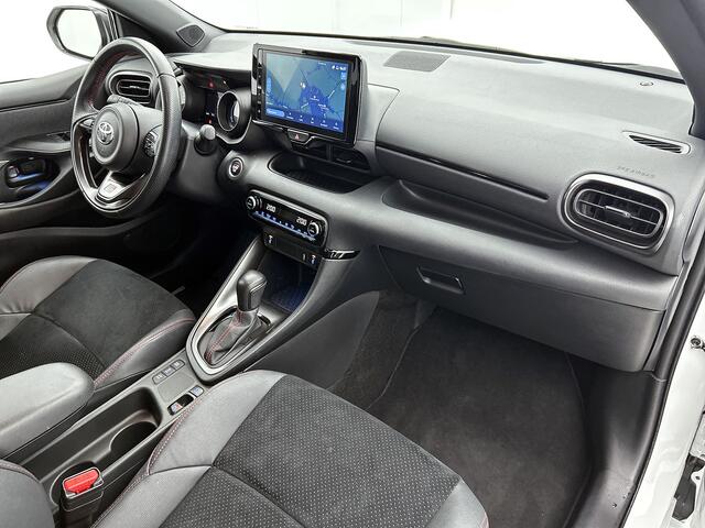 Toyota YARIS 1.5 Hybrid GR Sport | Stoelverwarming | Draadloos Apple Carplay -/ Android Auto |