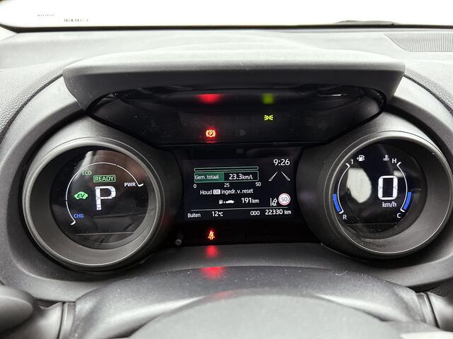 Toyota YARIS 1.5 Hybrid 115 Dynamic | Navigatie | Stoelverwarming | Onderweg-naar-dealer