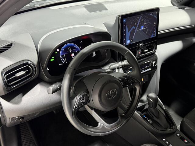 Toyota YARIS Cross 1.5 Hybrid 115 First Edition Dealeronderhouden | Parkeersensoren voorzijde | Keyless entry