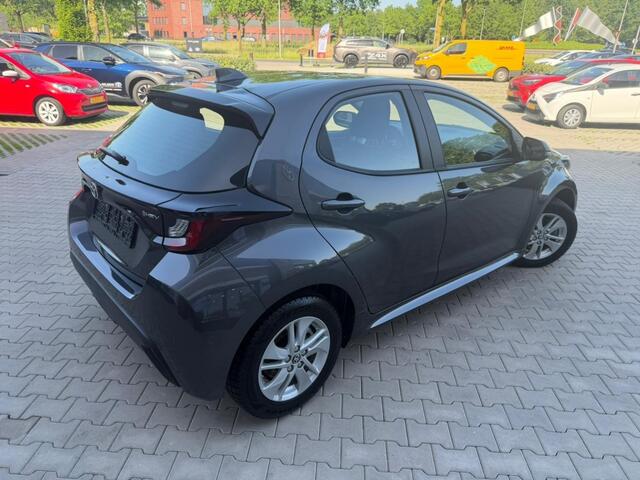 Toyota YARIS 1.5 Hybrid 115 Dynamic Limited | Parkeersensoren