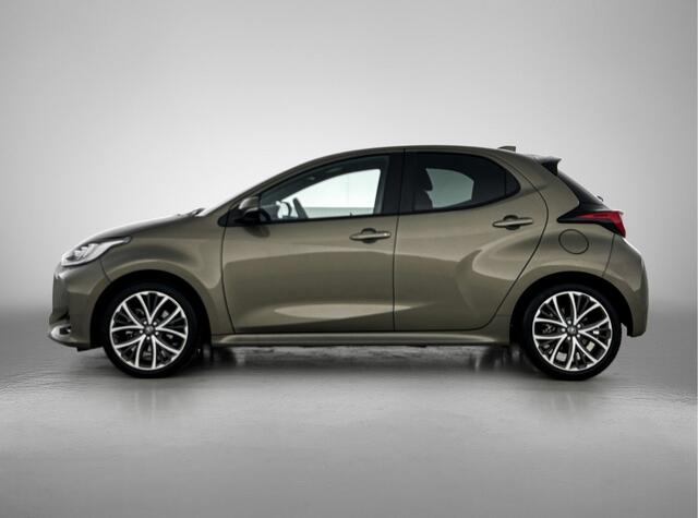 Toyota YARIS 1.5 Hybrid 130 Executive | NL dealeronderhouden | Onderweg-naar-dealer