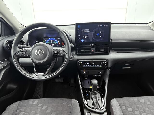 Toyota YARIS 1.5 Hybrid 115 Dynamic Comfort Pack | Stoel en stuurverwarming | PDC rondom |