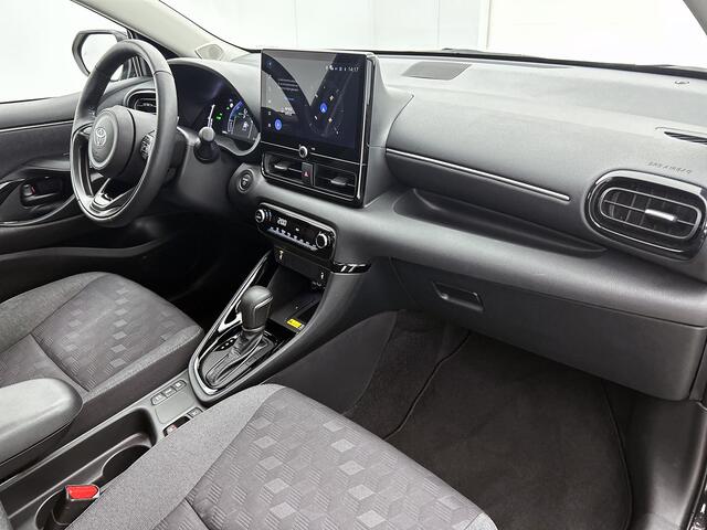 Toyota YARIS 1.5 Hybrid 115 Dynamic Comfort Pack | Stoel en stuurverwarming | PDC rondom |