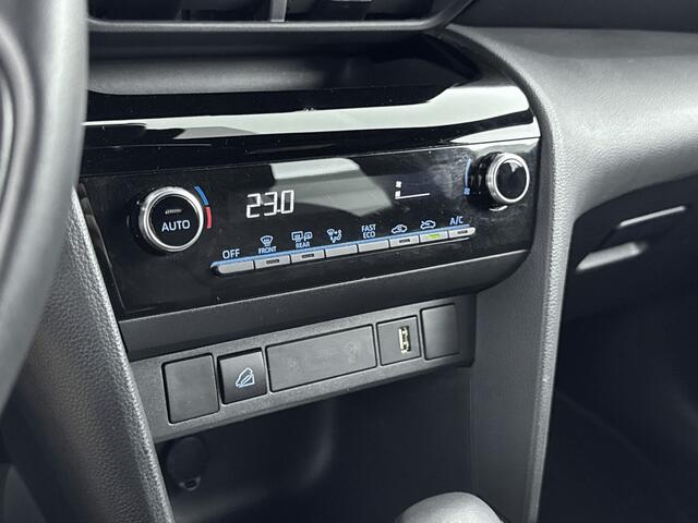 Toyota YARIS Cross AWD 1.5 Hybrid 115 Dynamic Onderweg-naar-dealer