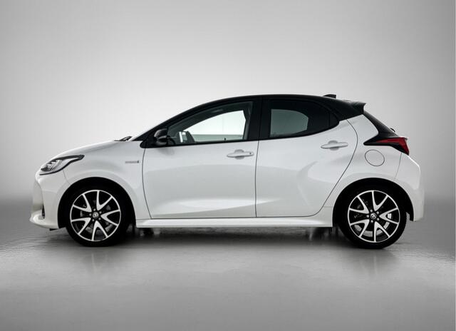 Toyota YARIS 1.5 Hybrid Executive | Navigatie | BLS | Head-up |