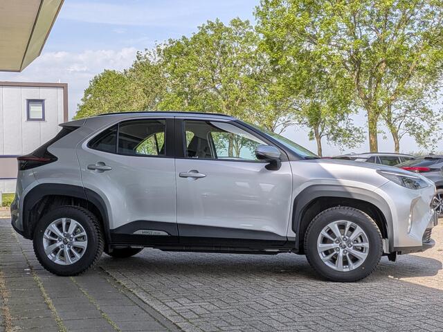 Toyota YARIS Cross 1.5 Hybrid 115 Active Plus | PDC V+A | ACC | Camera | Climate control | Carplay/Android Auto