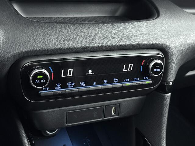 Toyota YARIS 1.5 Hybrid Executive Limited | Panoramadak | Lederen bekleding | Apple Carplay / Android Auto | Onderweg-naar-dealer