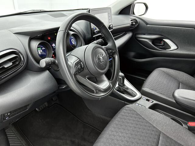 Toyota YARIS 1.5 Hybrid TeamNL | 17" Lichtmetalen velgen | Trekhaak |