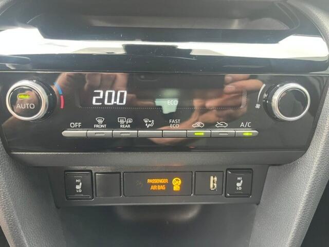 Toyota YARIS 1.5 HYBRID DYNAMIC CAMERA CARPLAY STOELVERWARMING