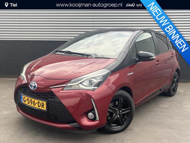 Toyota YARIS 1.5 Hybrid Bi-Tone Navigatie, Achteruitrijcamera, Privacy glass, LMV, Climate control, Onderhoudshistorie compleet