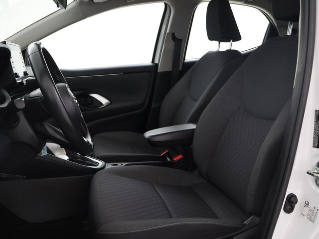 Toyota YARIS 1.5 Hybrid Active | Dealerhouden | 1e eigenaar | Trekhaak afneembaar | Cruise Control Adaptive | Apple CarPlay/Android Auto | Climate control |