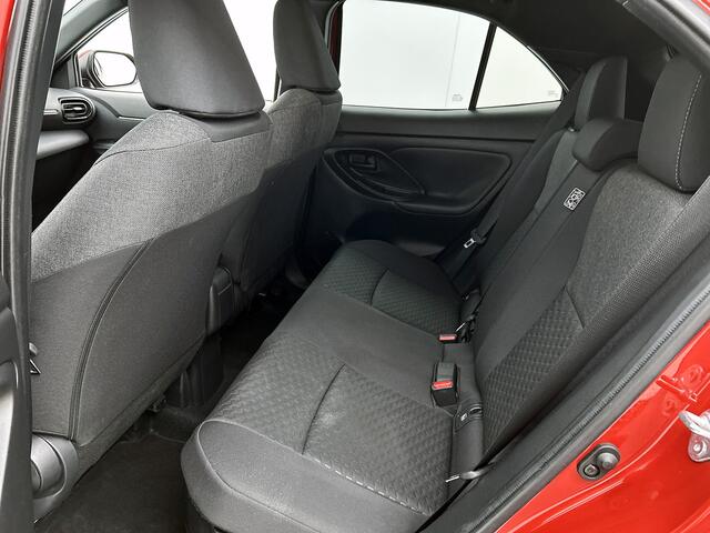 Toyota YARIS Cross Hybrid 115 Dynamic | Stoelverwarming | Stuurwielverwarming |