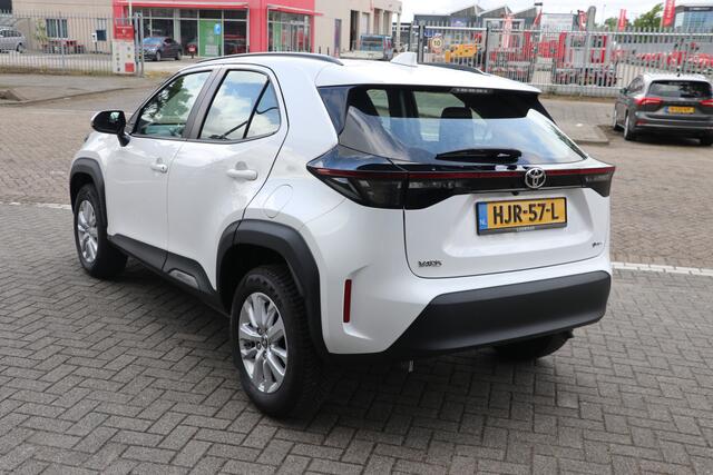 Toyota YARIS Cross 1.5 Hybrid 115 Active NAVI-APP/CAMERA/CLIMA/ADAPT.CRUISE