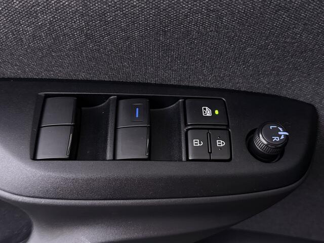 Toyota YARIS Cross 1.5 Hybrid First Edition | Apple CarPlay / Android Auto (Navigatie) |