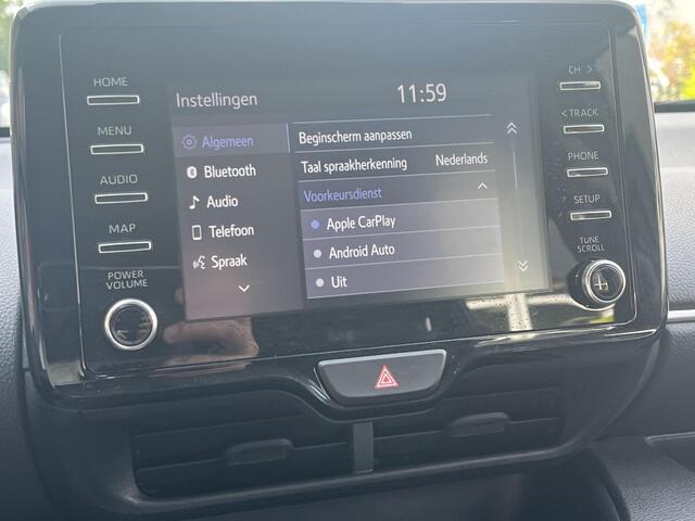 Toyota YARIS 1.5 Hybrid Dynamic | Parkeersensoren achter | Carplay | Licht metalen velgen | LED koplampen |