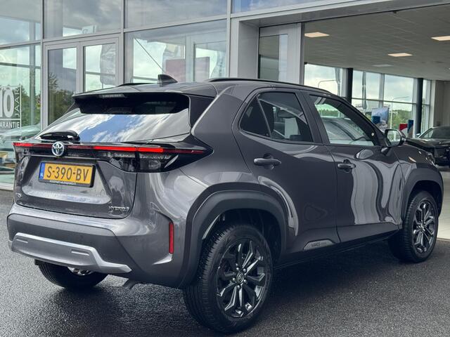 Toyota YARIS Cross 1.5 Hybrid Explore Parkeersensoren V+A | verwarmde stoelen | 17 inch | Keyless entry | Climate control