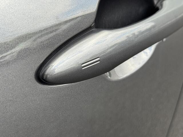 Toyota YARIS Cross 1.5 Hybrid Explore Parkeersensoren V+A | verwarmde stoelen | 17 inch | Keyless entry | Climate control