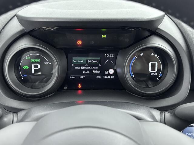 Toyota YARIS 1.5 Hybrid Dynamic Navi | 16'' Lichtmetalen velgen | Apple Carplay / Android Auto | Parkeercamera | Keyless Entry/Start |