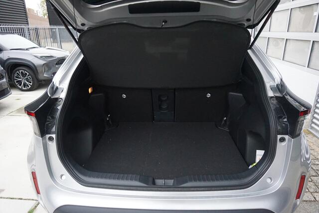 Toyota YARIS Cross 1.5 Hybrid 130 Dynamic |Navi|Carplay|PDC V+A|Dodehoek|Stoel en stuurverw.|Camera|