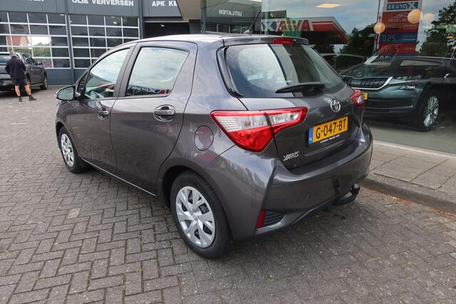 Toyota YARIS 1.5 VVT-i Active AUTOMAAT ! Camera I Trekhaak I All-Season