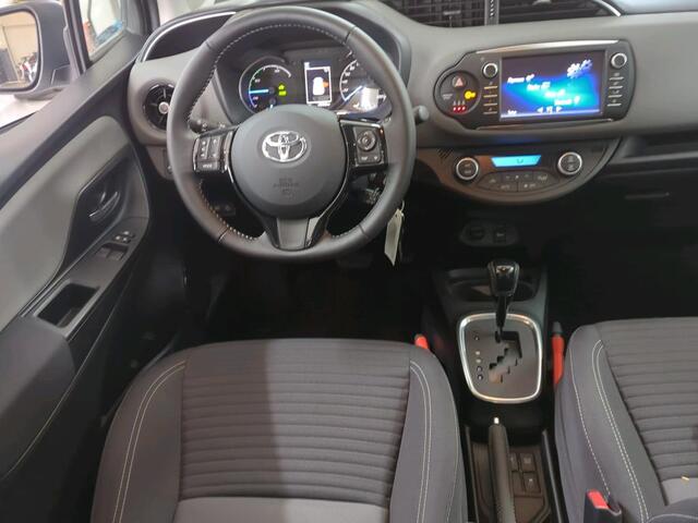 Toyota YARIS 1.5 Hybrid Active Camera Cruise Climate Control