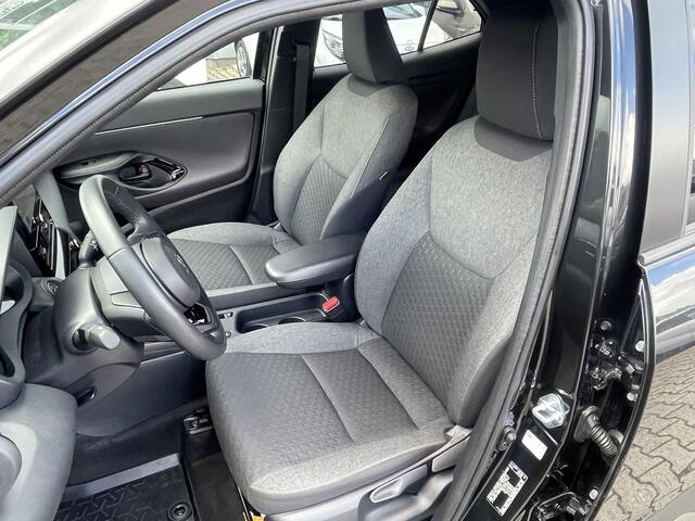 Toyota YARIS Cross 1.5 Hybrid 115 First Edition Winterpack