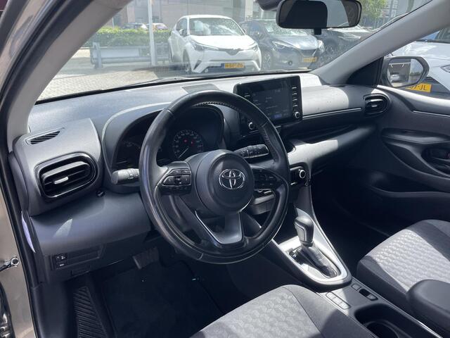 Toyota YARIS 1.5 Hybrid Active Parkeersensoren V+A