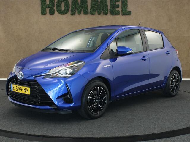 Toyota YARIS 1.5 Hybrid Dynamic - AIRCO AUTOMATISCH - ACHTERUITRIJCAMERA - CRUISE CONTROL - BLUETOOTH TELEFOONVOORBEREIDING - KEYLESS START - LEDEREN STUURWIEL