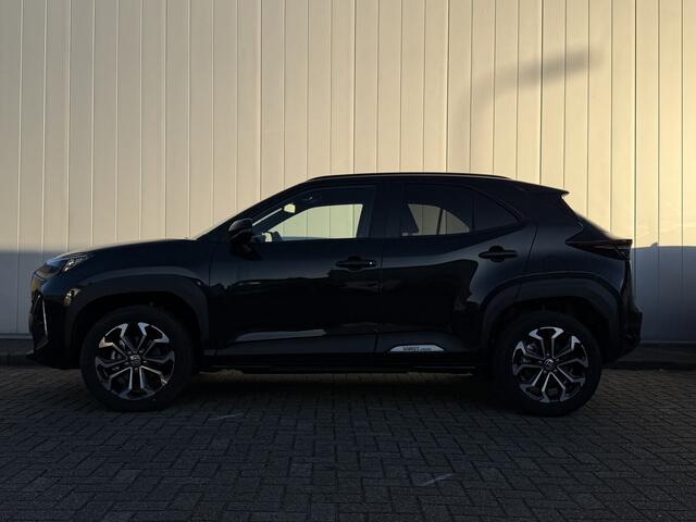 Toyota YARIS Cross 1.5 Hybrid 130 Dynamic Comfort Pack Stoel stuur Verwarmd Parkeersensoren BSM